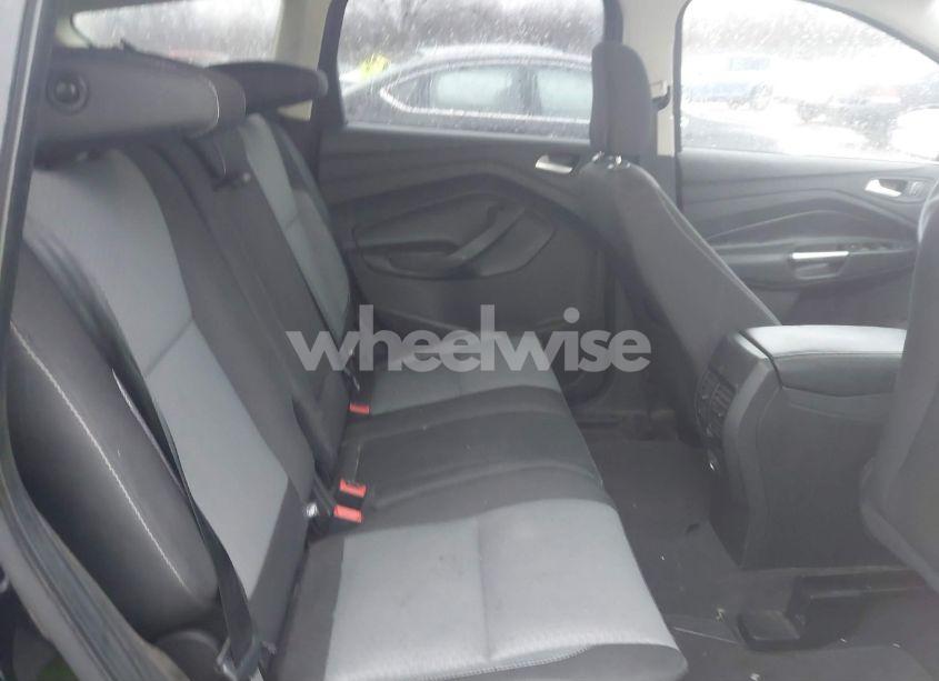 Photo 8 of 2018 Ford Escape SE (VIN 1FMCU9GD1JUB73627)