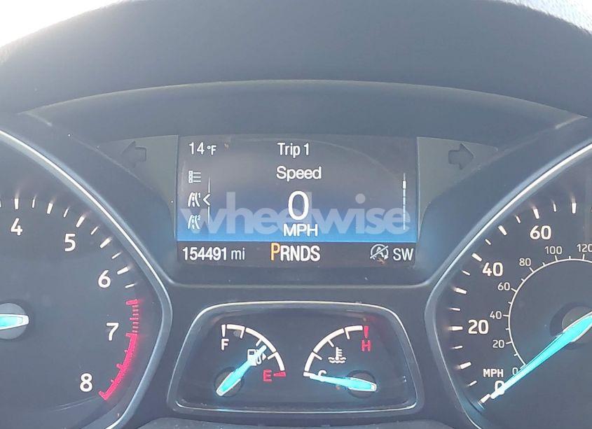 Photo 15 of 2018 Ford Escape SE (VIN 1FMCU9GD1JUC37035)