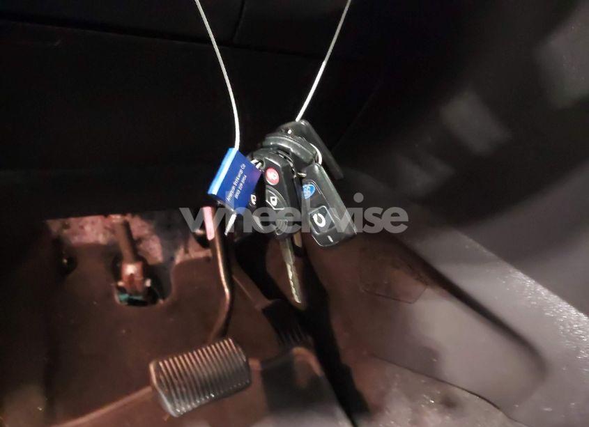 Photo 11 of 2018 Ford Escape SE (VIN 1FMCU9GD1JUD18830)