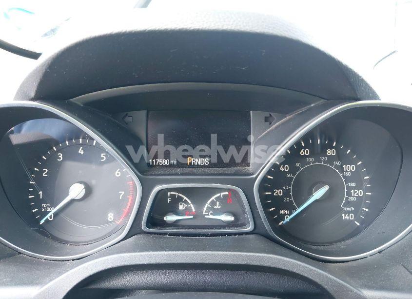 Photo 7 of 2018 Ford Escape SE (VIN 1FMCU9GD1JUD48846)