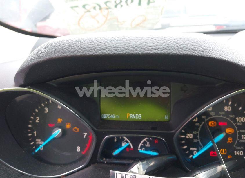 Photo 15 of 2019 Ford Escape SE (VIN 1FMCU9GD1KUA45891)