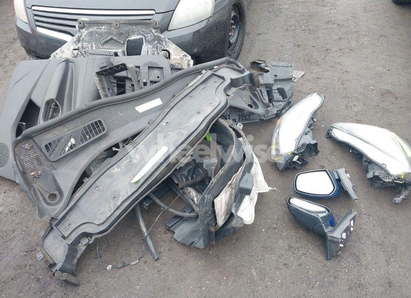 Photo 12 of 2019 Ford Escape SE (VIN 1FMCU9GD1KUB14255)