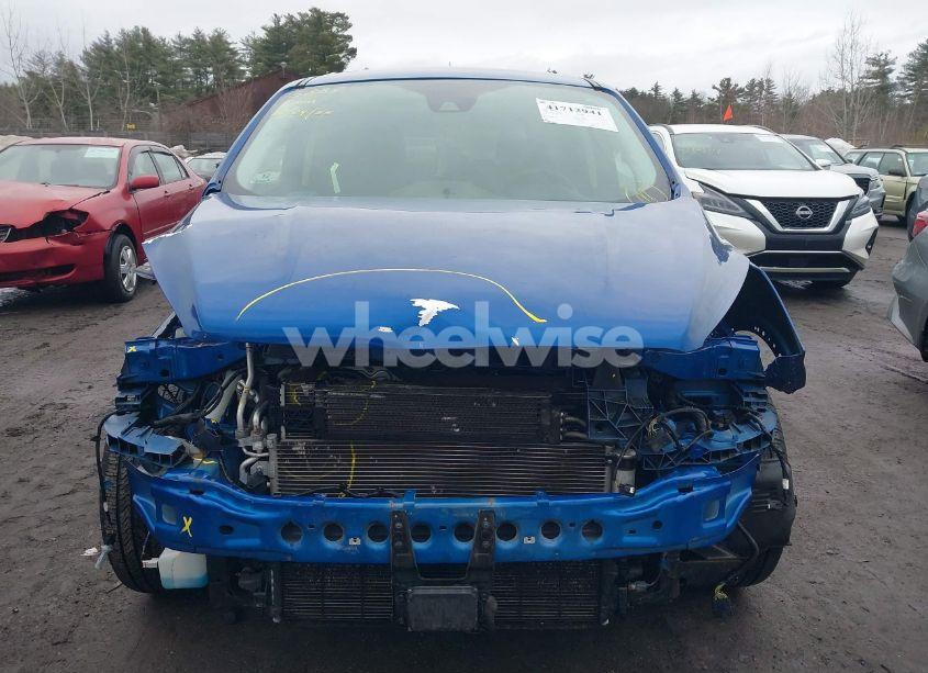 Photo 13 of 2019 Ford Escape SE (VIN 1FMCU9GD1KUB14255)