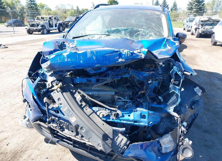 Photo 6 of 2019 Ford Escape SE (VIN 1FMCU9GD1KUB55999)