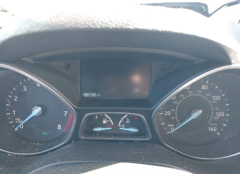 Photo 7 of 2019 Ford Escape SE (VIN 1FMCU9GD1KUB55999)