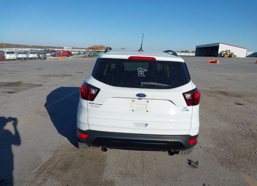 Photo 17 of 2019 Ford Escape SE (VIN 1FMCU9GD1KUB61494)