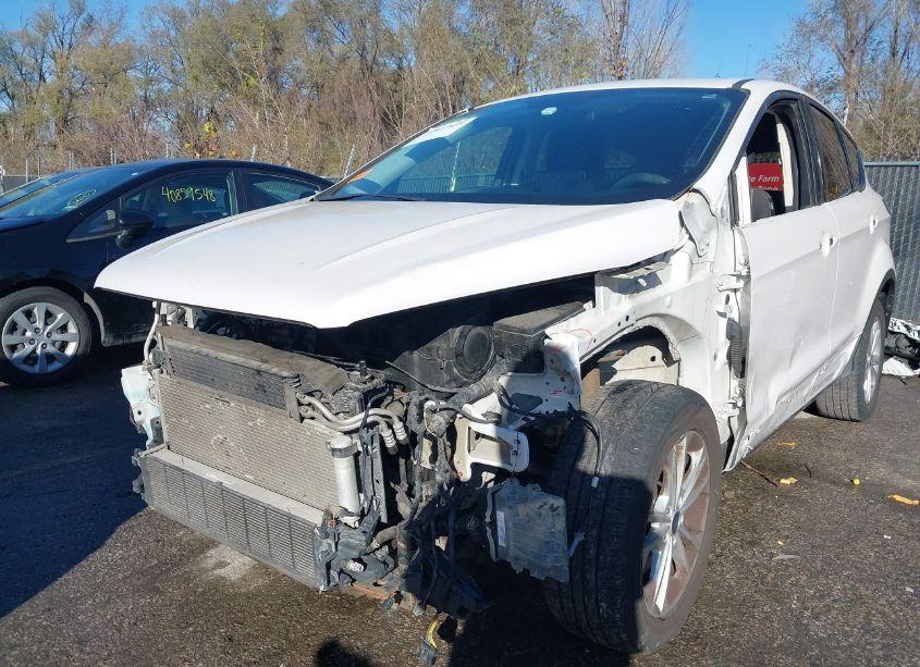 Photo 6 of 2017 Ford Escape SE (VIN 1FMCU9GD2HUA14061)