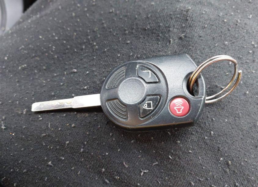 Photo 11 of 2017 Ford Escape SE (VIN 1FMCU9GD2HUA18241)