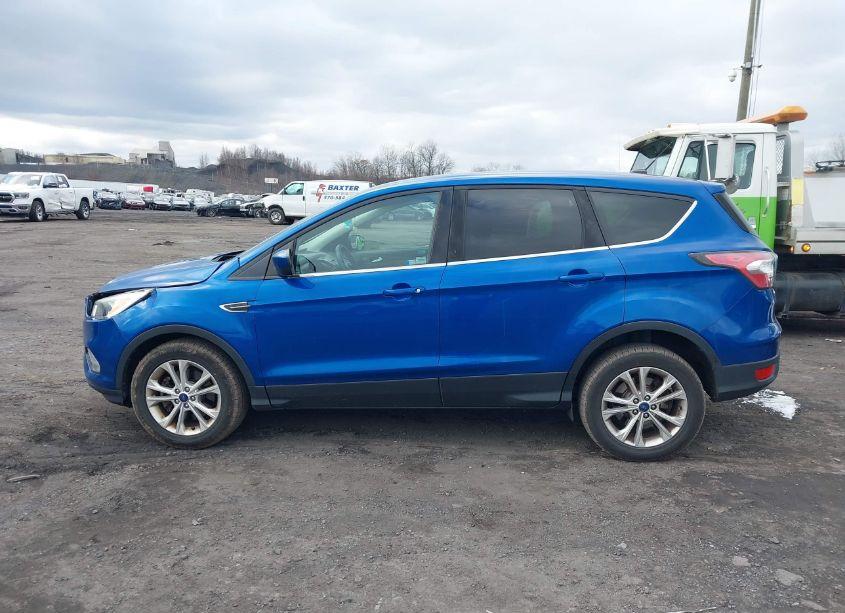 Photo 14 of 2017 Ford Escape SE (VIN 1FMCU9GD2HUA18241)