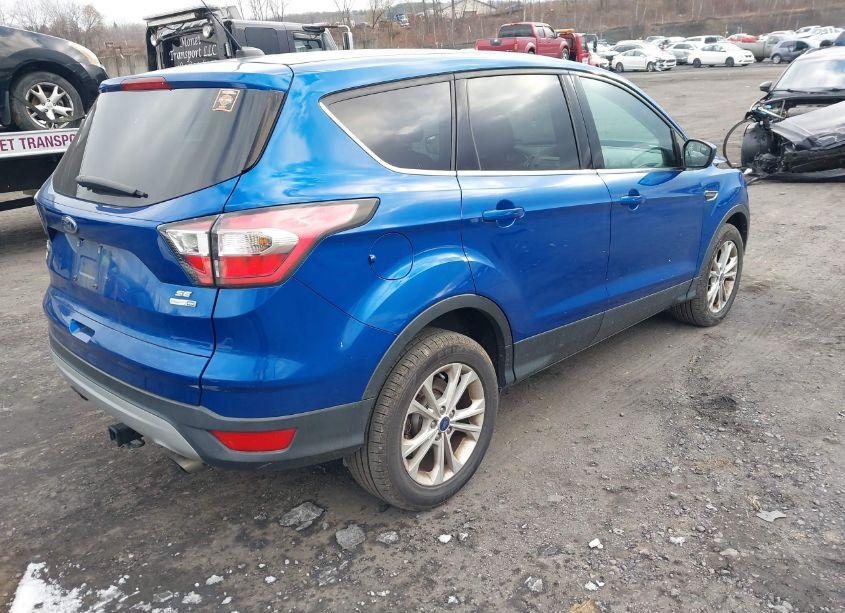 Photo 4 of 2017 Ford Escape SE (VIN 1FMCU9GD2HUA18241)