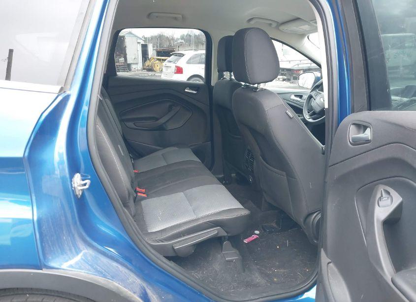 Photo 8 of 2017 Ford Escape SE (VIN 1FMCU9GD2HUA18241)