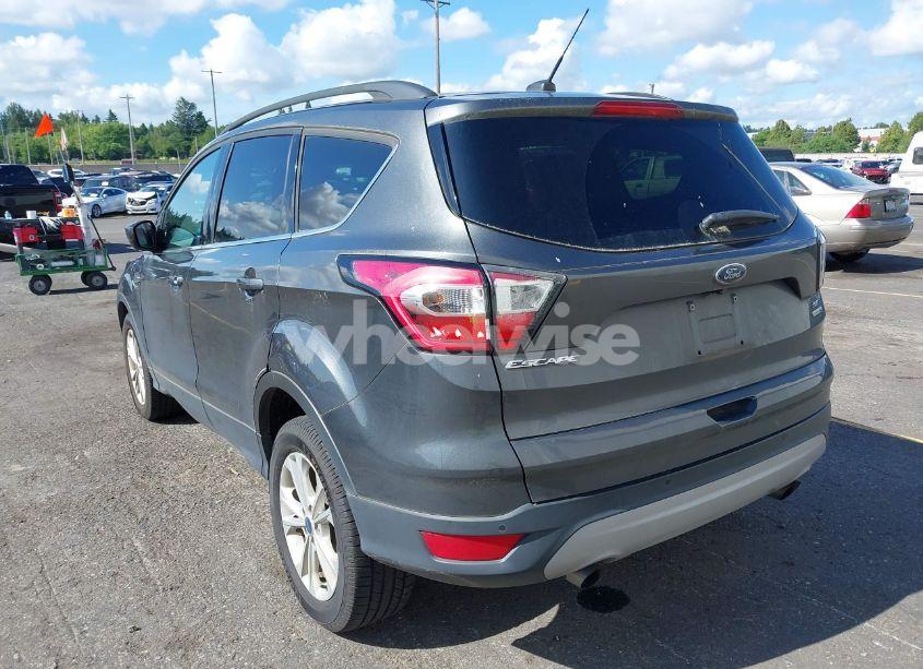 Photo 3 of 2017 Ford Escape SE (VIN 1FMCU9GD2HUA54737)