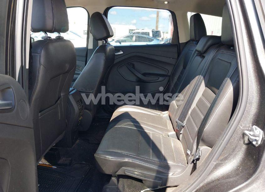 Photo 8 of 2017 Ford Escape SE (VIN 1FMCU9GD2HUA54737)