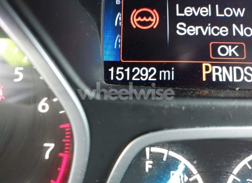 Photo 16 of 2017 Ford Escape SE (VIN 1FMCU9GD2HUB40131)