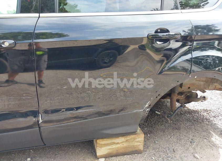 Photo 19 of 2017 Ford Escape SE (VIN 1FMCU9GD2HUB40131)