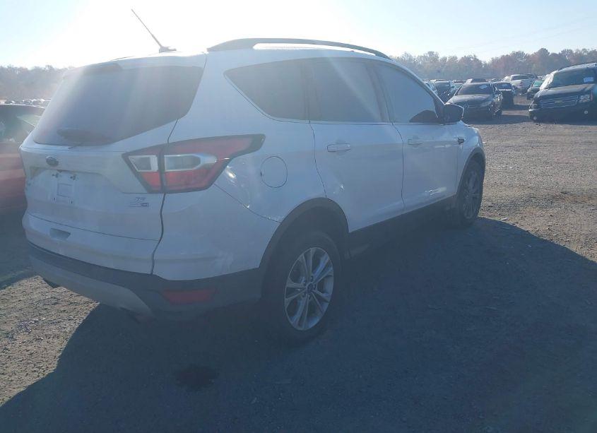 Photo 4 of 2017 Ford Escape SE (VIN 1FMCU9GD2HUB45975)