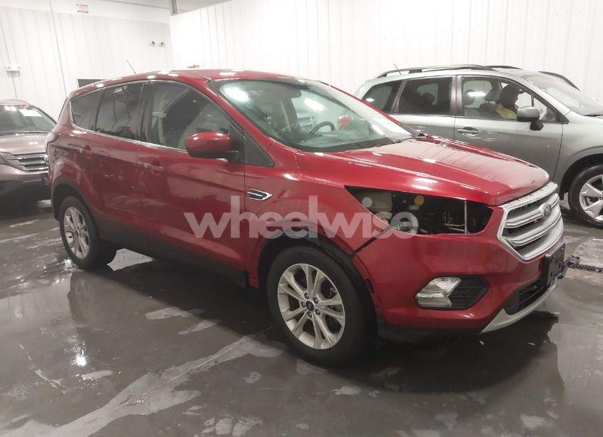 2017 Ford Escape SE (VIN 1FMCU9GD2HUC25177) main photo