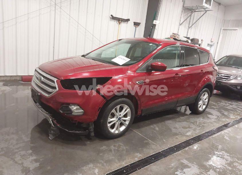 Photo 2 of 2017 Ford Escape SE (VIN 1FMCU9GD2HUC25177)