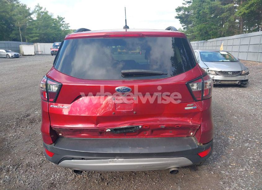 Photo 16 of 2017 Ford Escape SE (VIN 1FMCU9GD2HUD15235)