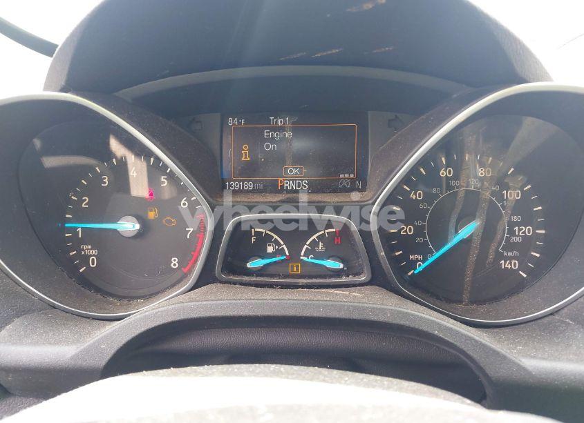 Photo 7 of 2017 Ford Escape SE (VIN 1FMCU9GD2HUD54682)