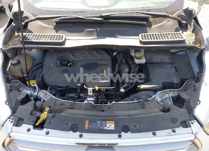 Photo 10 of 2017 Ford Escape SE (VIN 1FMCU9GD2HUD80571)