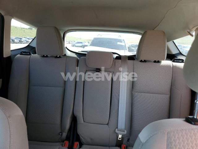 Photo 5 of 2017 FORD ESCAPE SE (VIN 1FMCU9GD2HUE72814)