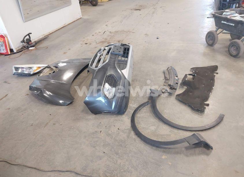 Photo 12 of 2018 Ford Escape SE (VIN 1FMCU9GD2JUA04815)