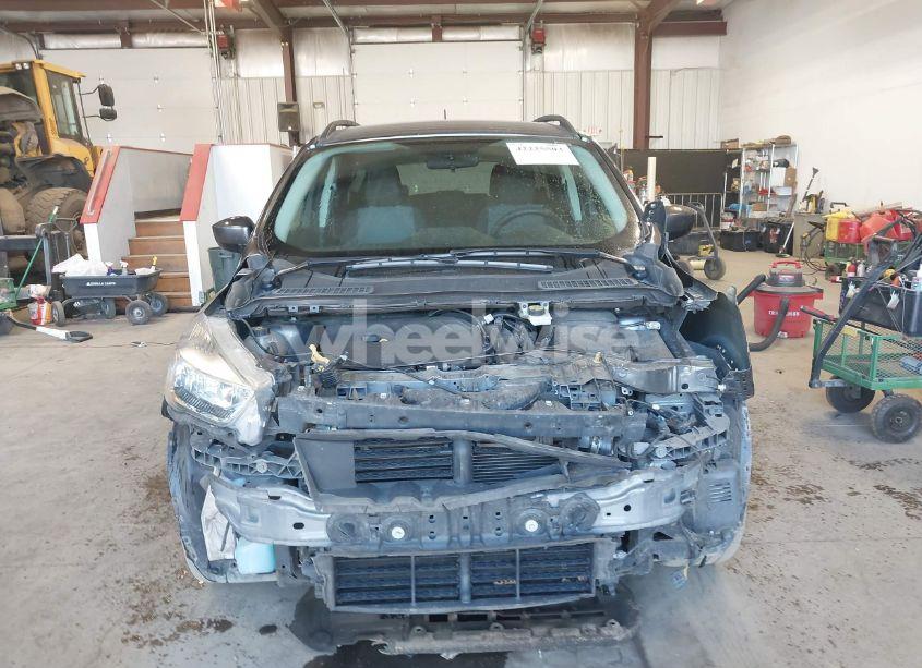 Photo 13 of 2018 Ford Escape SE (VIN 1FMCU9GD2JUA04815)