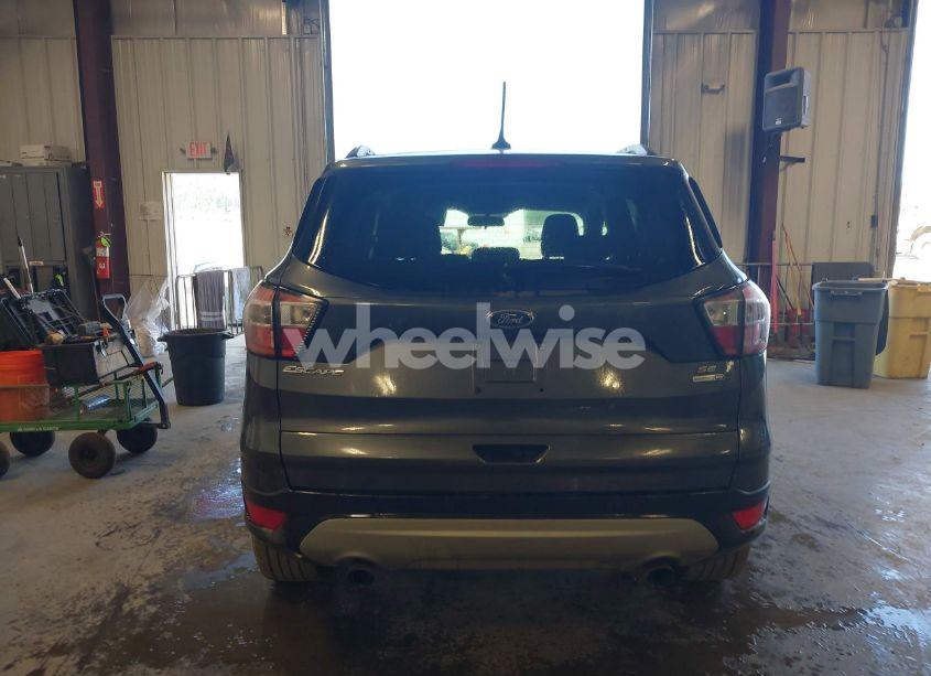 Photo 17 of 2018 Ford Escape SE (VIN 1FMCU9GD2JUA04815)