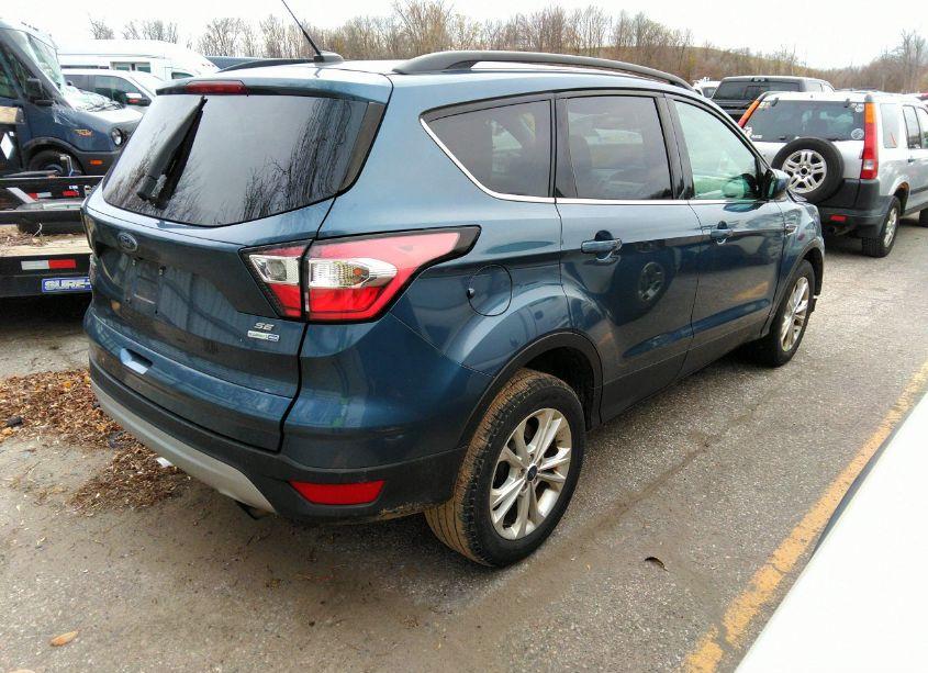 Photo 4 of 2018 Ford Escape SE (VIN 1FMCU9GD2JUA21369)