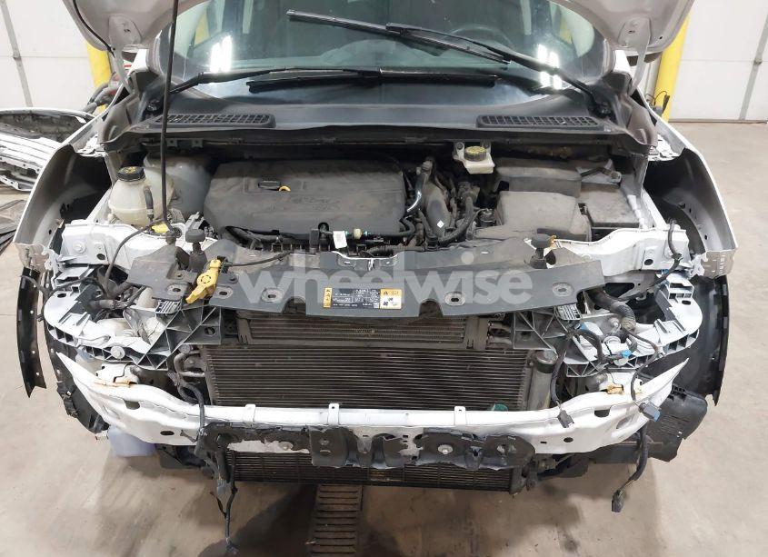 Photo 10 of 2018 Ford Escape SE (VIN 1FMCU9GD2JUA47227)