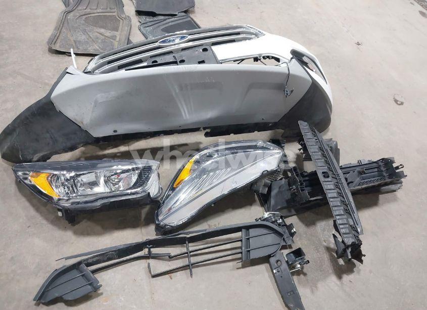 Photo 12 of 2018 Ford Escape SE (VIN 1FMCU9GD2JUA47227)