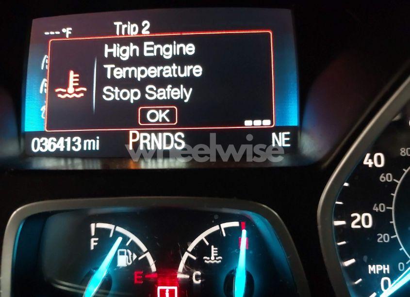 Photo 16 of 2018 Ford Escape SE (VIN 1FMCU9GD2JUA47227)