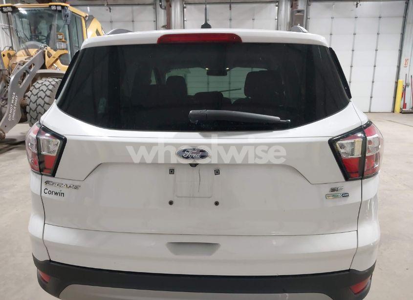Photo 17 of 2018 Ford Escape SE (VIN 1FMCU9GD2JUA47227)
