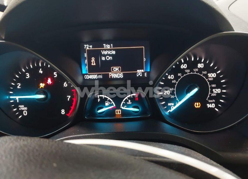 Photo 7 of 2018 Ford Escape SE (VIN 1FMCU9GD2JUA51181)