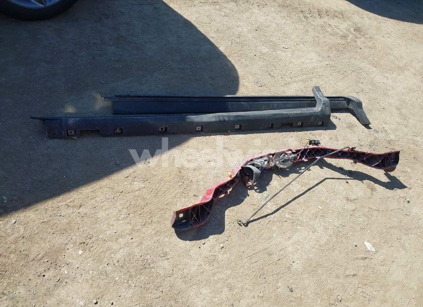 Photo 12 of 2018 Ford Escape SE (VIN 1FMCU9GD2JUA89042)