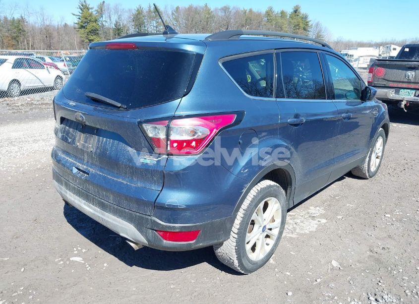 Photo 6 of 2018 Ford Escape SE (VIN 1FMCU9GD2JUB18426)