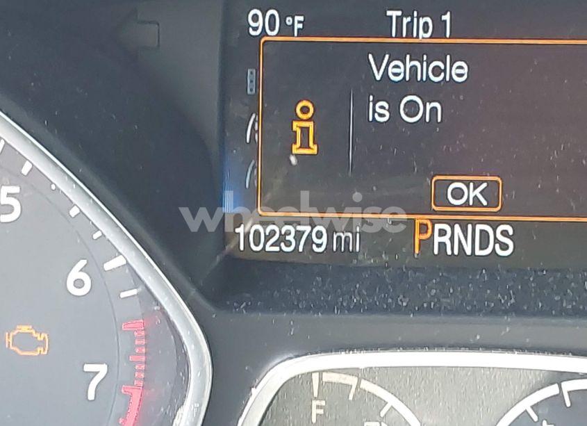 Photo 15 of 2018 Ford Escape SE (VIN 1FMCU9GD2JUB36957)