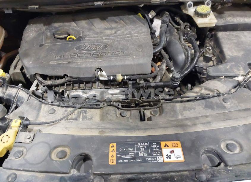 Photo 10 of 2018 Ford Escape SE (VIN 1FMCU9GD2JUB38787)