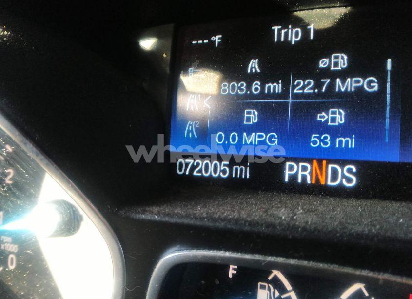 Photo 16 of 2018 Ford Escape SE (VIN 1FMCU9GD2JUC25413)