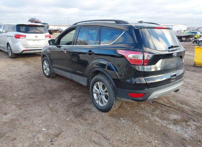 Photo 3 of 2018 Ford Escape SE (VIN 1FMCU9GD2JUD29075)