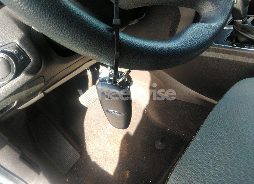 Photo 11 of 2019 Ford Escape SE (VIN 1FMCU9GD2KUB24311)