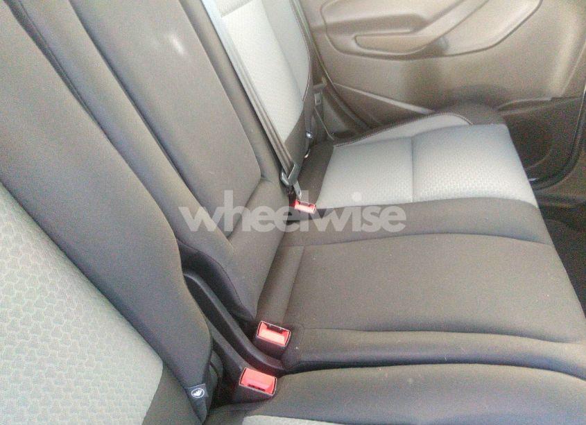 Photo 8 of 2019 Ford Escape SE (VIN 1FMCU9GD2KUB24311)