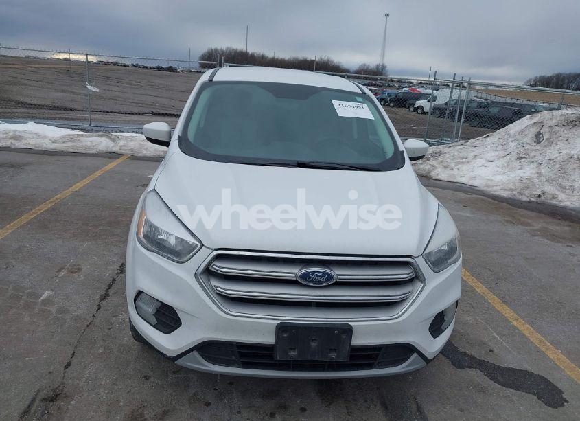 Photo 6 of 2019 Ford Escape SE (VIN 1FMCU9GD2KUB32022)