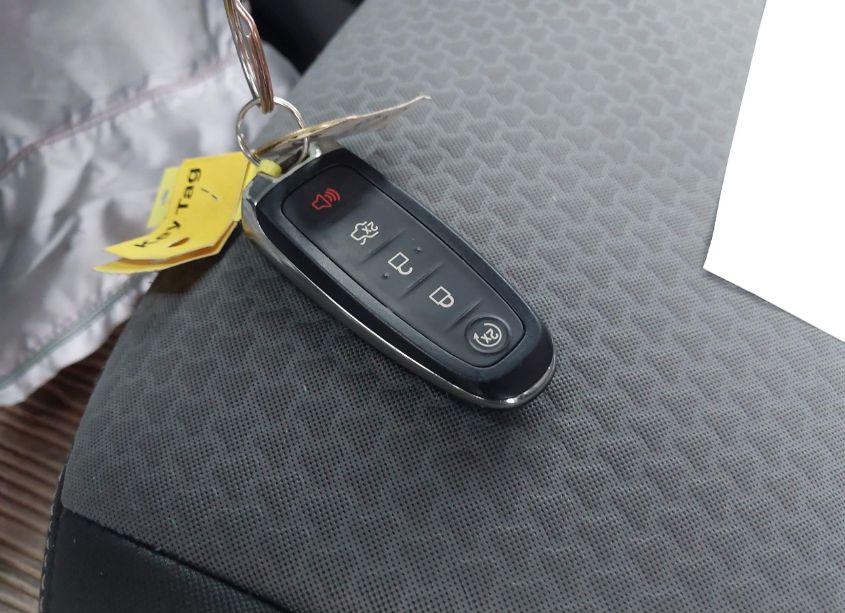 Photo 11 of 2019 Ford Escape SE (VIN 1FMCU9GD2KUC07558)