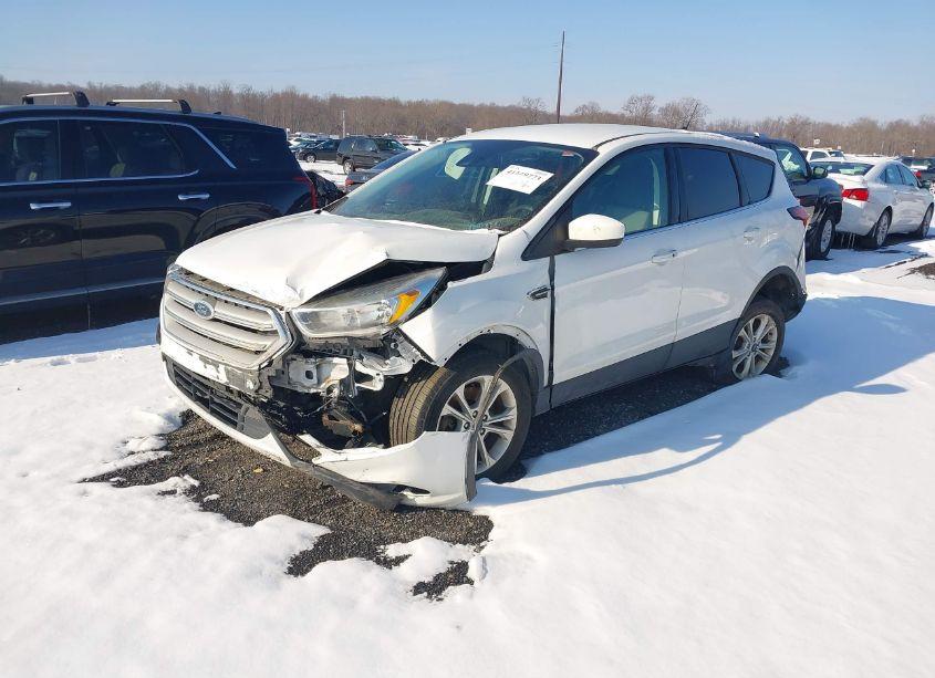 Photo 6 of 2019 Ford Escape SE (VIN 1FMCU9GD2KUC07558)