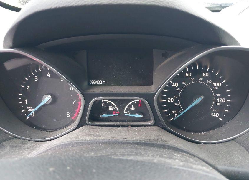Photo 7 of 2019 Ford Escape SE (VIN 1FMCU9GD2KUC07558)