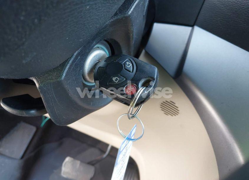 Photo 11 of 2017 Ford Escape SE (VIN 1FMCU9GD3HUA40233)