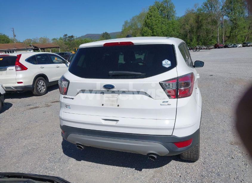 Photo 17 of 2017 Ford Escape SE (VIN 1FMCU9GD3HUA40233)
