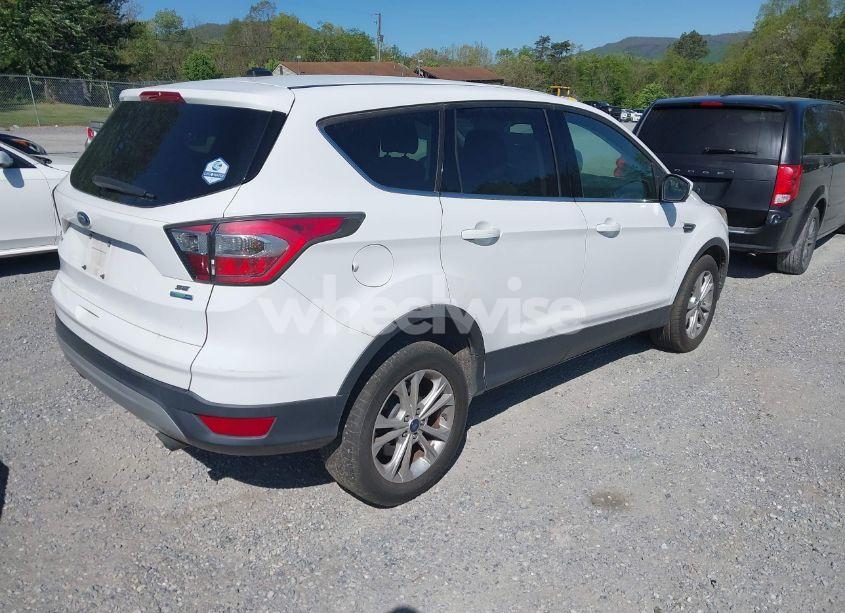 Photo 4 of 2017 Ford Escape SE (VIN 1FMCU9GD3HUA40233)